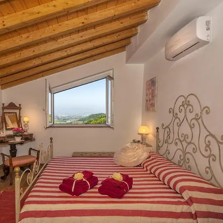 Vakantiehuis Casale Belvedere 